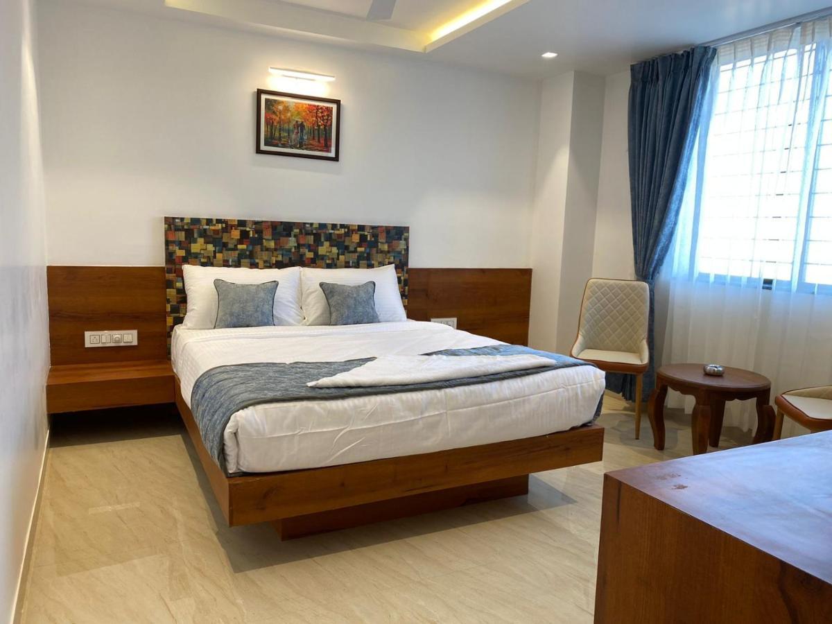 The Urban Hive Hotel Belgaum Dış mekan fotoğraf