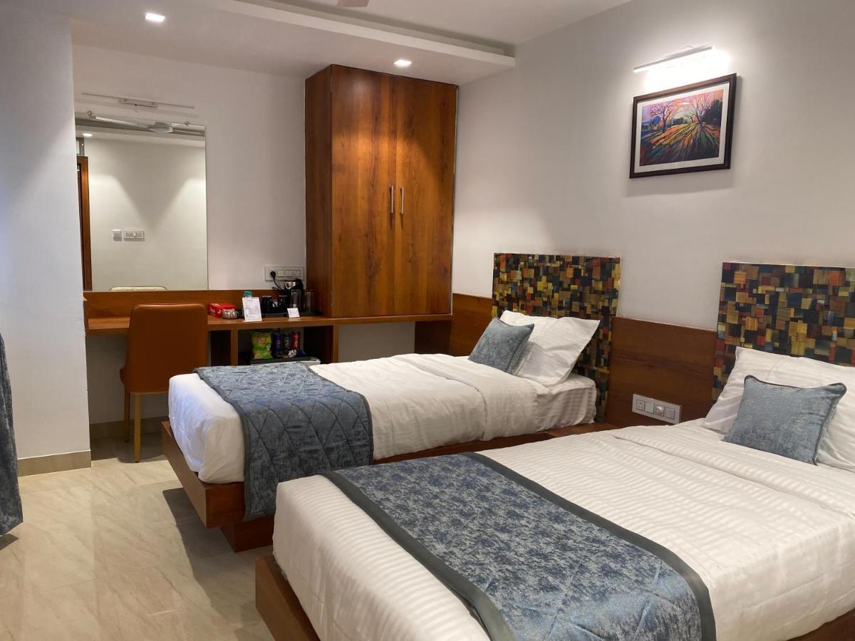 The Urban Hive Hotel Belgaum Dış mekan fotoğraf