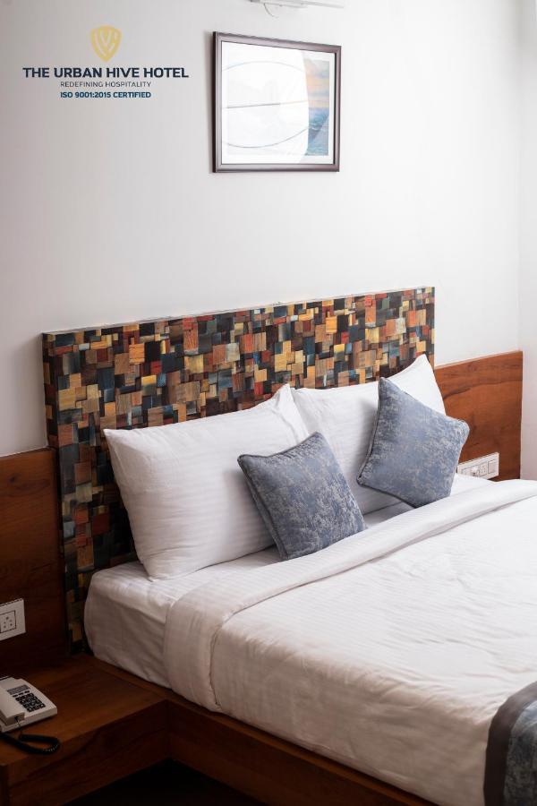 The Urban Hive Hotel Belgaum Dış mekan fotoğraf