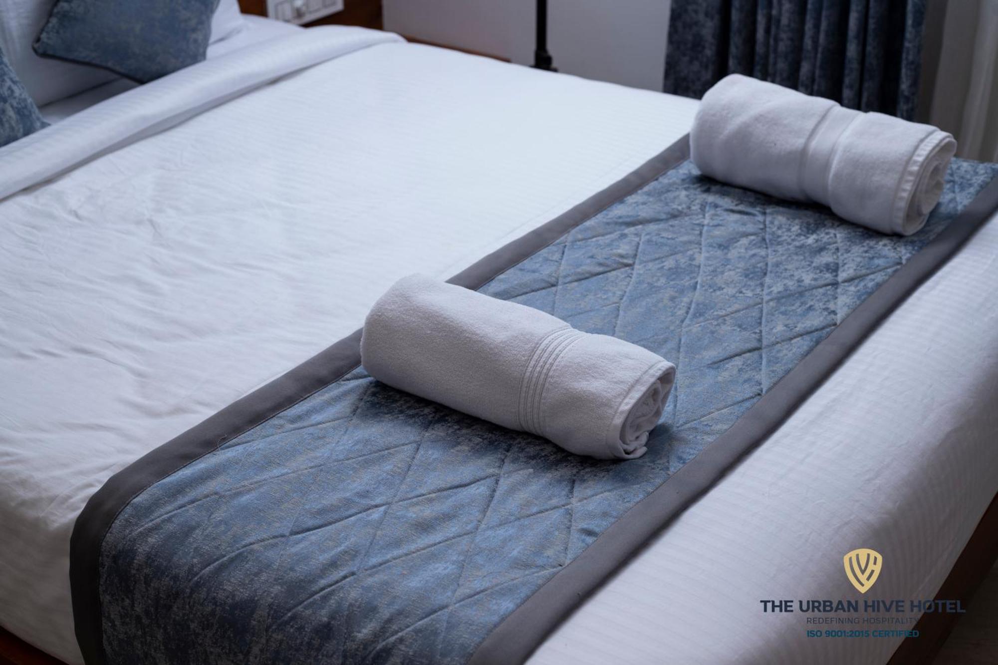 The Urban Hive Hotel Belgaum Dış mekan fotoğraf